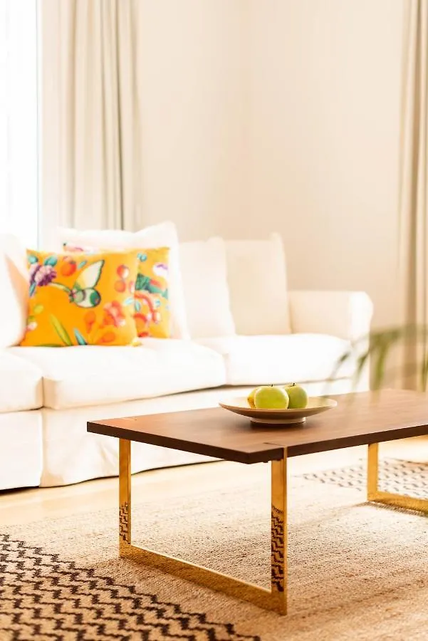 Apartamentos Ferreiros By Heart Of Funchal דירה פונשל
